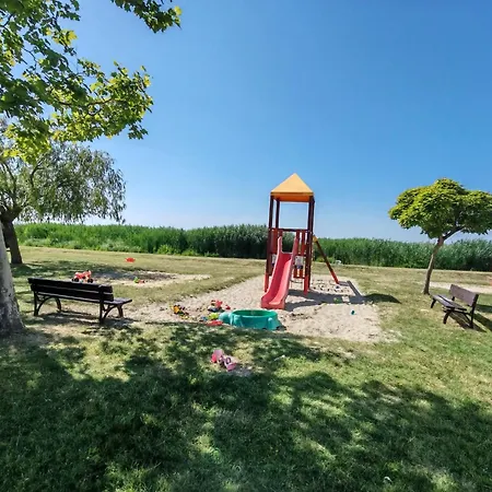 Apartament Vizparti Eden