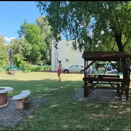 Vizparti Eden Zamárdi
